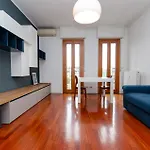 Tito Flat